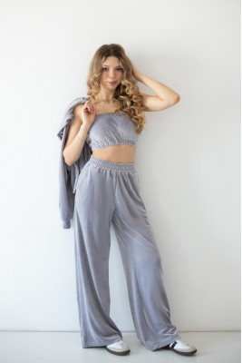 Костюм жіночий